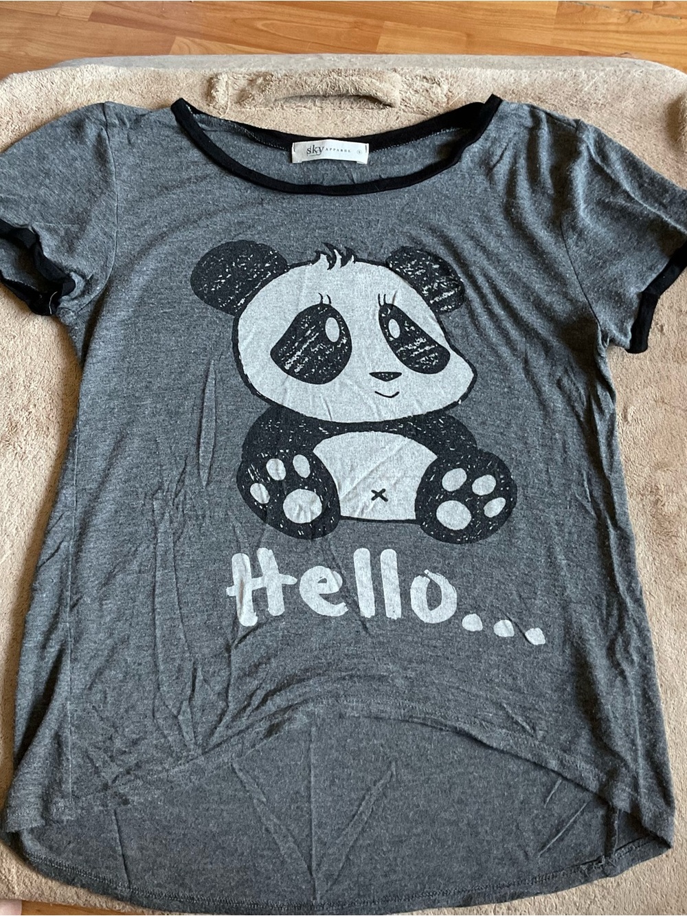 Super Cozy Gray Panda Graphic Short Sleeve Tee